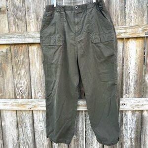 Men's Olive Cargo Pants XL  Mesh Lined Hiking Camping Wear OuterRim Adventurer